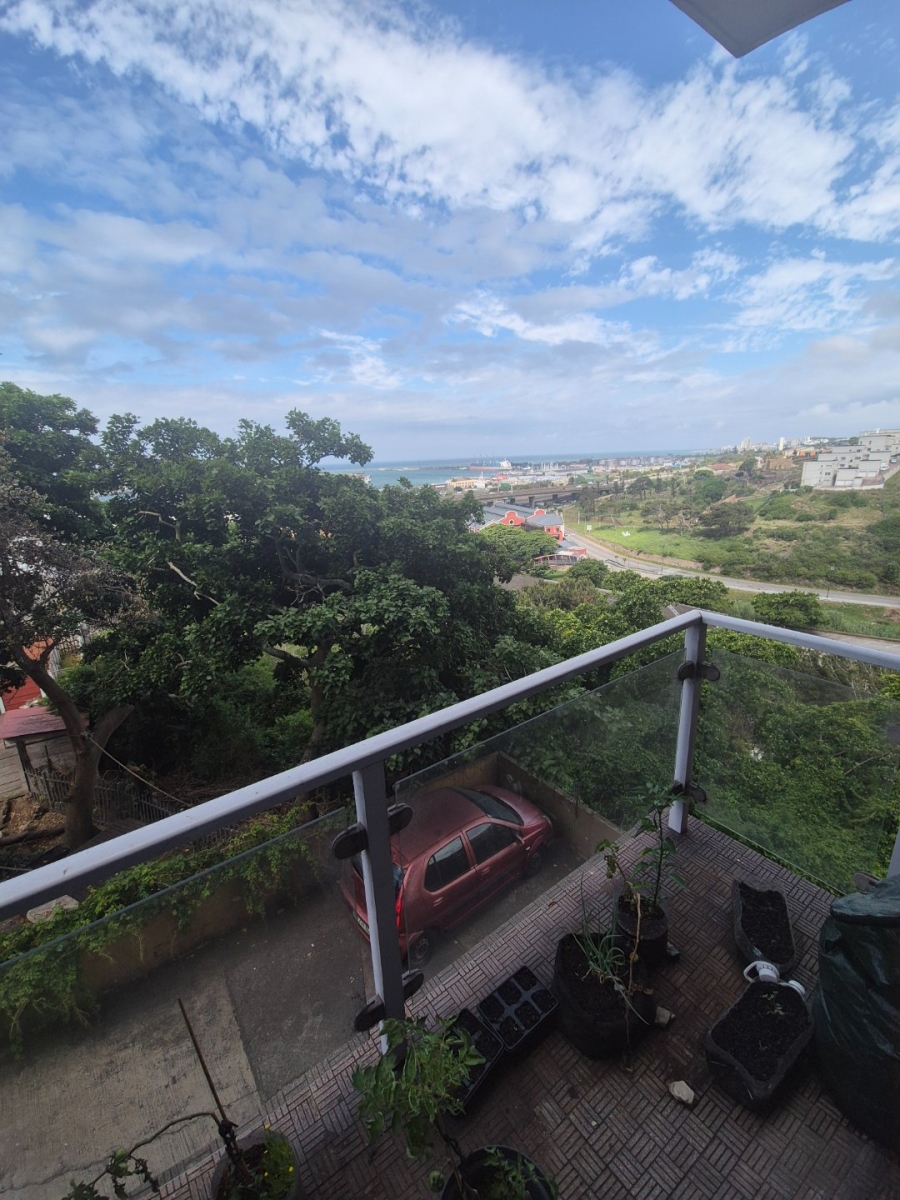 2 Bedroom Property for Sale in Port Elizabeth Central Eastern Cape